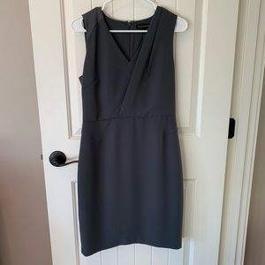 Banana Republic dress• Size 6•